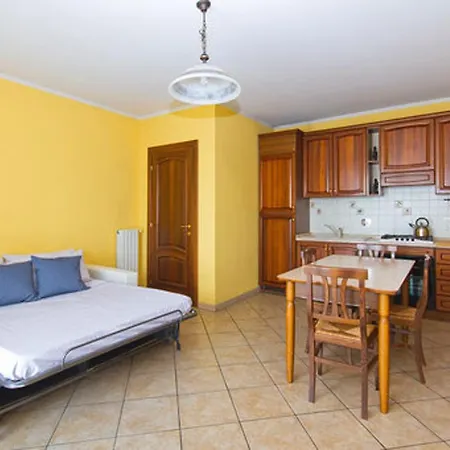 One Bedroom With View Balcony And Wifi At Apartamento