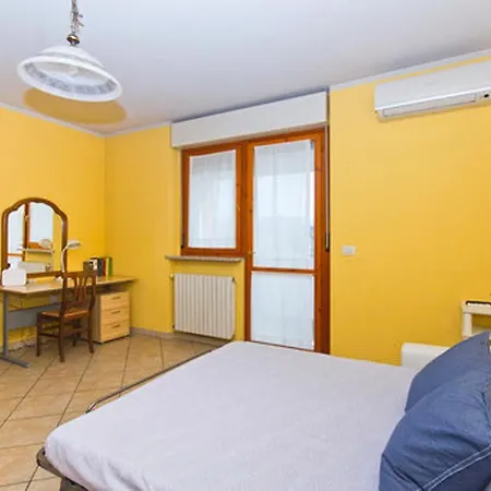One Bedroom With View Balcony And Wifi At Apartamento Turín