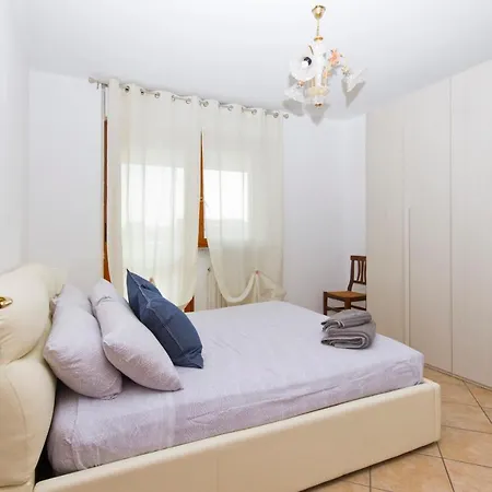 One Bedroom With View Balcony And Wifi At Apartamento