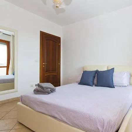 One Bedroom With View Balcony And Wifi At Apartamento